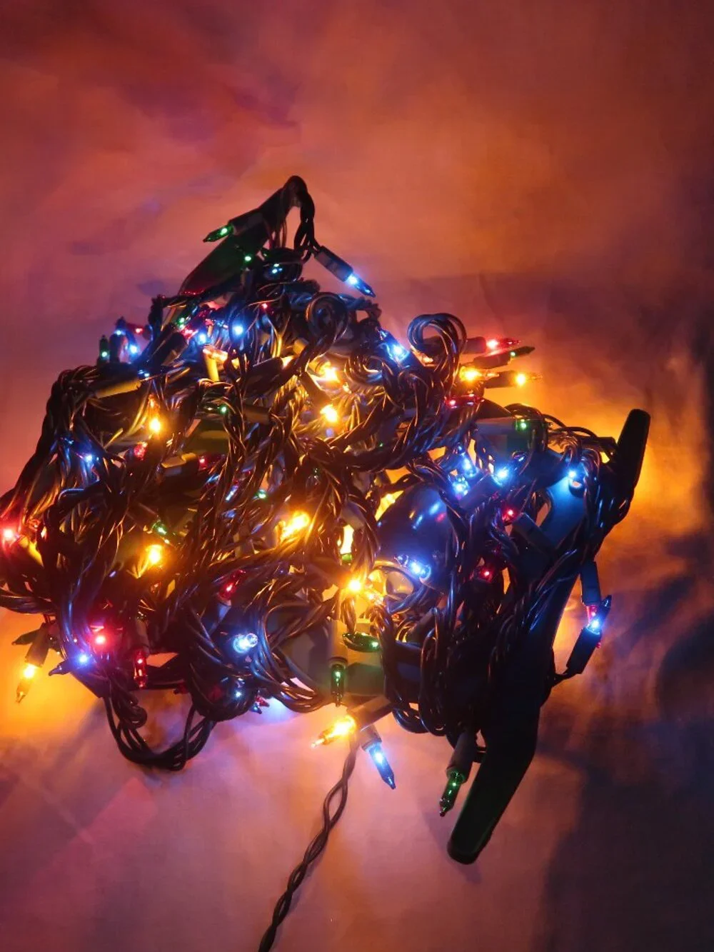 Multicolor String Lights - Bright Holiday Bulbs Red, Yellow, Blue & 8 settings